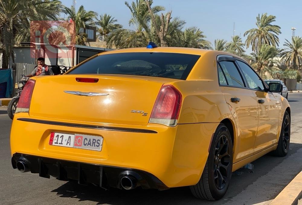 كرايسلر 300